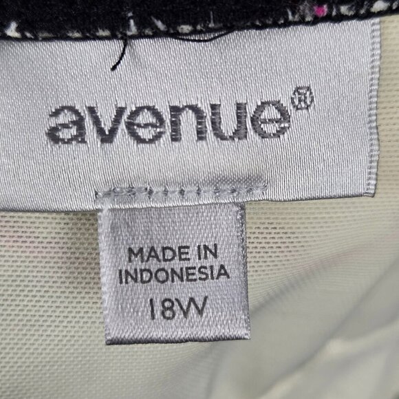 Avenue Size 18W Black White Pink Floral Pattern Tankini Top Handkerchief Hem - Picture 10 of 12